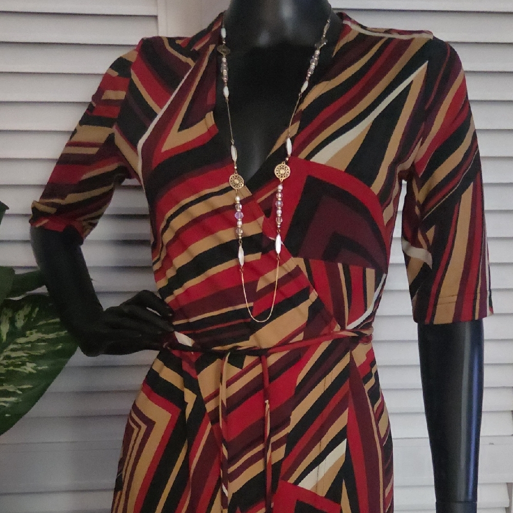 La Belle Stylish Red and Black Ensemble